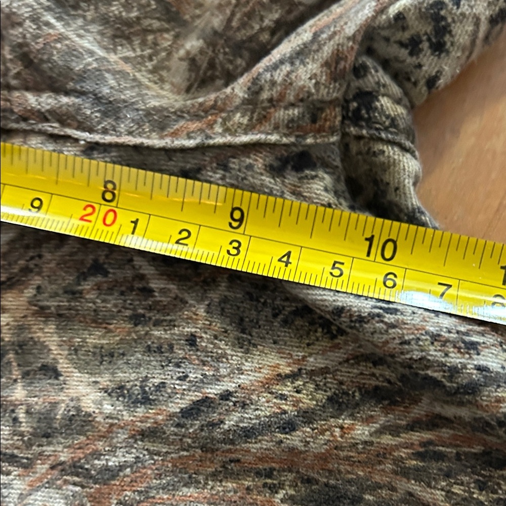 EUC Mossy Oak Camouflage Cargo Pants - Green and Brown - Picture 6 of 7